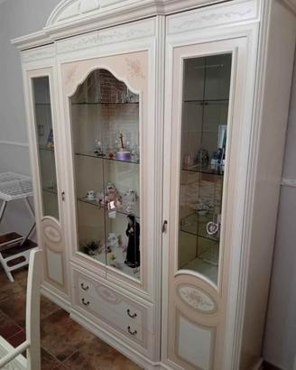 Soggiorno stile classico come nuovo