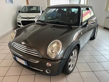 MINI Cooper 1.6 Park Lane 116 cv