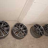 cerchi da 18 alfa Romeo Stelvio o Giulia 