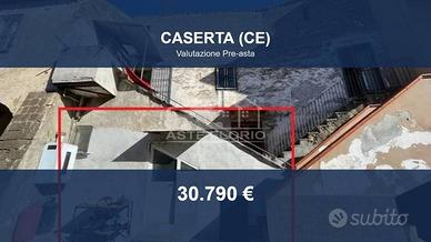 Immobile in asta di 60 m² con box auto a Caserta