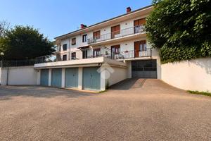 6 LOCALI A PECETTO TORINESE