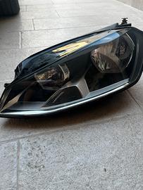 Faro anteriore sinistro VW Golf 7 alogeno