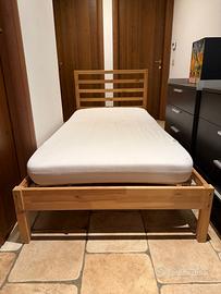 Letto singolo Ikea Tarva + materasso