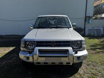 MITSUBISHI PAJERO GLS 2.5 TD 4x4 – 1998