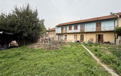 CASA INDIPENDENTE CON GIARDINO