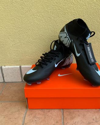 Nike mercurial blck and blue pro