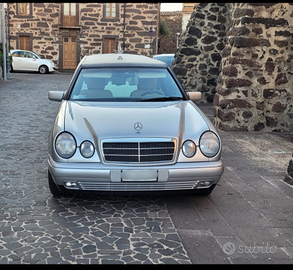 Autofunebre mercedes
