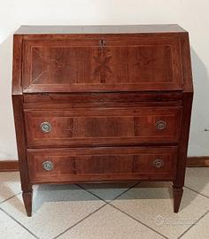 Scrittoio a ribalta in legno massello 