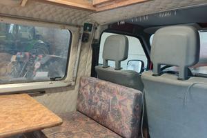 Camper Transporter T4 con bagno!