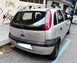 Opel corsa 2002