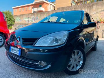 Renault Scenic 1.5 dCi 110cv full opt restyling 20