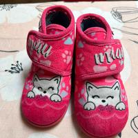 Stivaletti e pantofole bimba numero 26