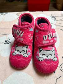 Stivaletti e pantofole bimba numero 26