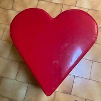 Pouf poggia piedi forma di cuore