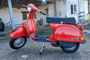 Vespa PX 200 Arcobaleno 1986 registro storic