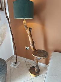Lampada  in legno