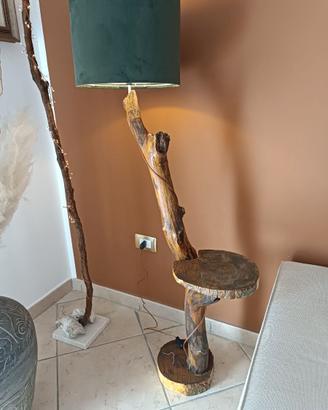 Lampada  in legno