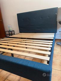 Letto matrimoniale turchese senza materasso
