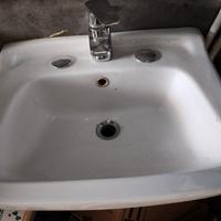 Lavandino in buono stato