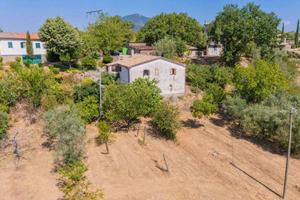 Rustico / Casale di 222 m² con 5 locali a Casperia