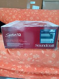 SOUNDCRAFT SIGNATURE 12 FX