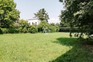 TER. RESIDENZIALE A TOMBOLO