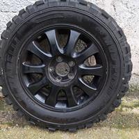 pneumatici  tacchettati