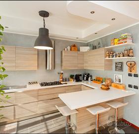 Spaziosa cucina marca Veneta Cucine