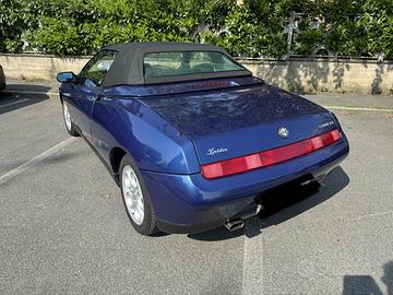 Alfa Romeo Spider 916 2.0 Twin Spark