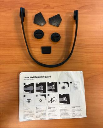 Sci UVEX mentoniera casco slalom