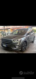 Ford Kuga|| 2017 2.0 tdci ST-Line s