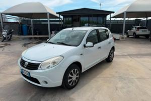Dacia Sandero 1.4 8V GPL Lauréate