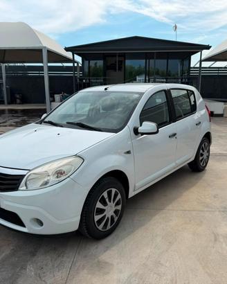 Dacia Sandero 1.4 8V GPL Lauréate