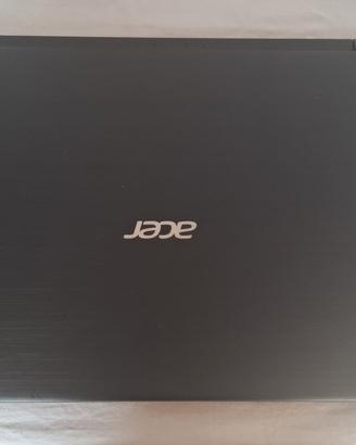 Bundle 2 Laptop Acer: Aspire 1 + Aspire E5