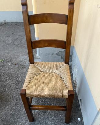 Sedie in legno nuove