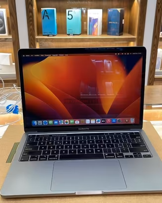 Macbook pro 2020 usato pc 13