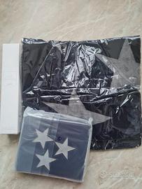 Profumo Pur Blanca, sciarpa, portafoglio Avon