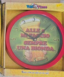 otto di 11 orologi da parete Fun Time,