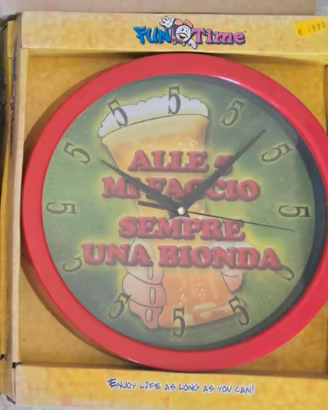 otto di 11 orologi da parete Fun Time,