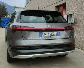 Audi E-tron Q8