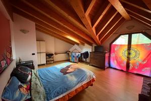 3 LOCALI A SORISOLE