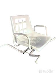 sedia girevole per vasca