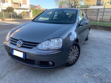 Volkswagen Golf 5a serie 1.9 TDI DPF 5p. Sportline