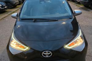 Toyota Aygo X-Clusiv 72CV 10/2018 55000 km