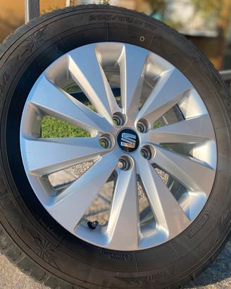 SEAT - cerchi originali 16” + GOMME INVERNALI TOYO
