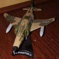 Modellini aerei militari