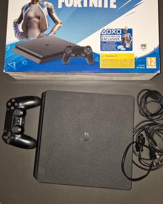 playstation 4 slim COME NUOVA 