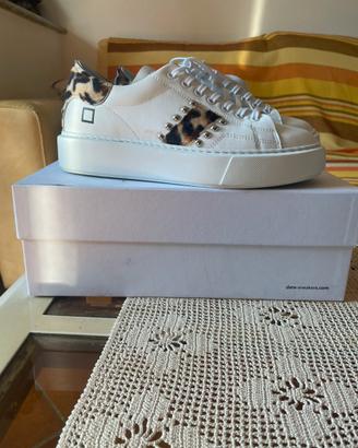 Scarpe D.A.T.E platform bianche e leopardate