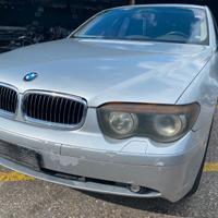 Ricambi usati per BMW 730d E65 del 2004