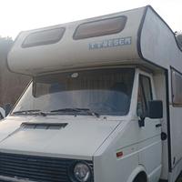 Camper mansardato 